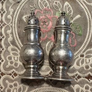 Sterling Silver Salt&Pepper Shakers